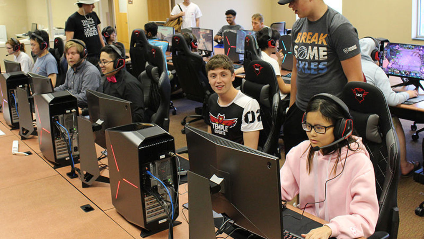 Making Connections Through Gaming: Esports Comes to Temple University Ambler