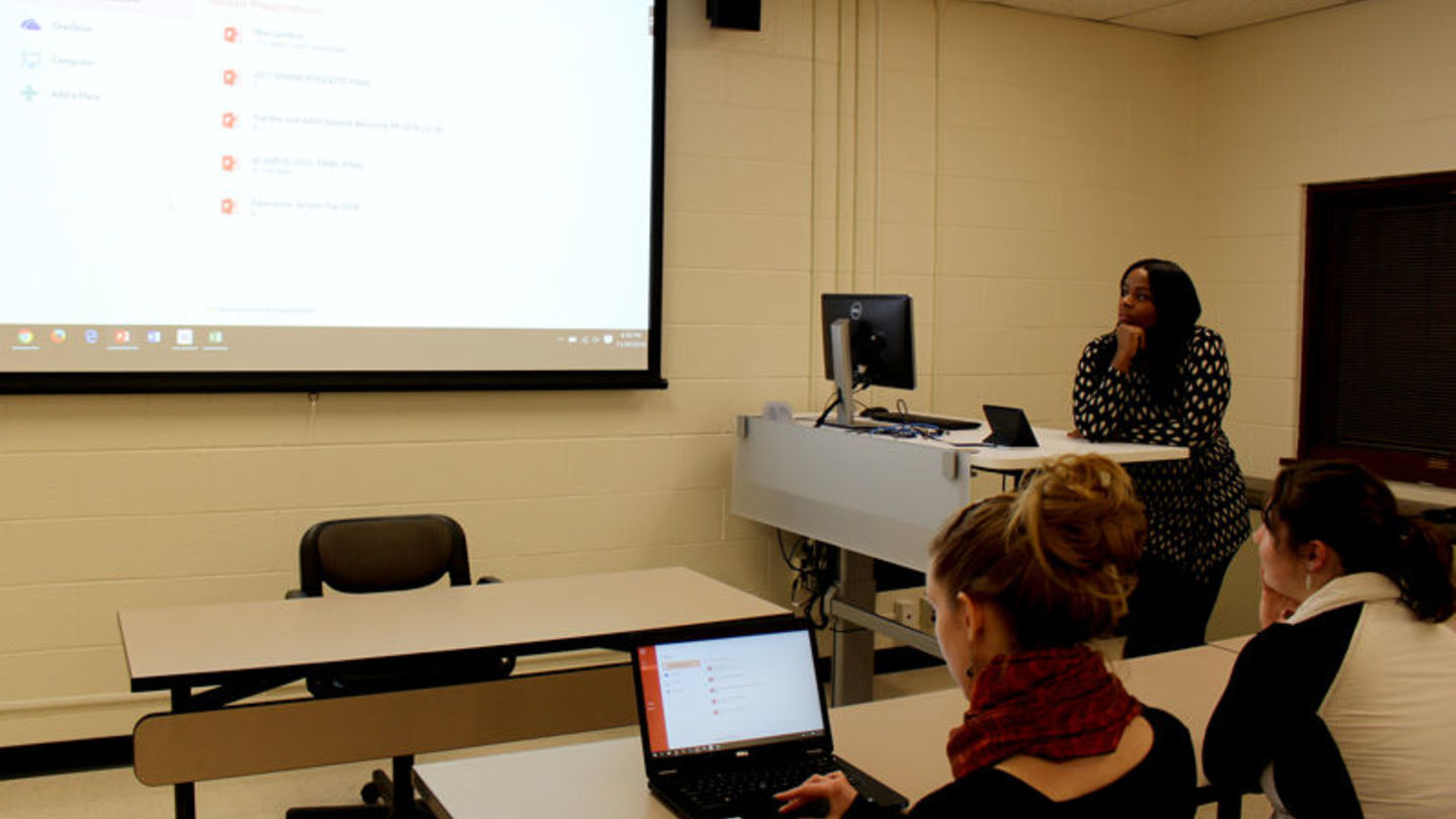 Multiplatform screen sharing provides new tech tool for students and faculty