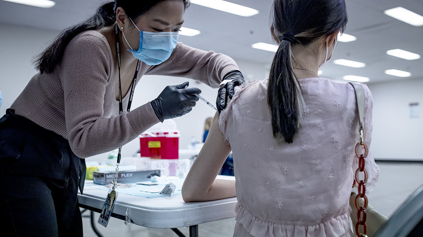A COVID-19 vaccination clinic held at Temple University.
